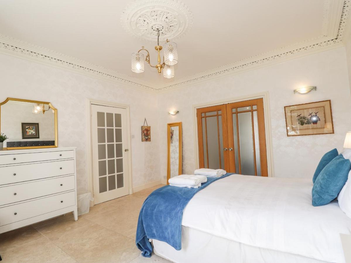 Mary Ann Villa Inverness Ngoại thất bức ảnh