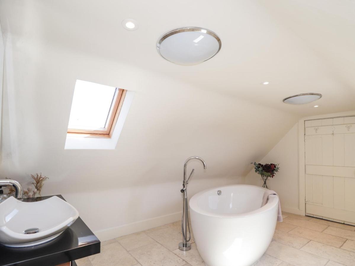Mary Ann Villa Inverness Ngoại thất bức ảnh