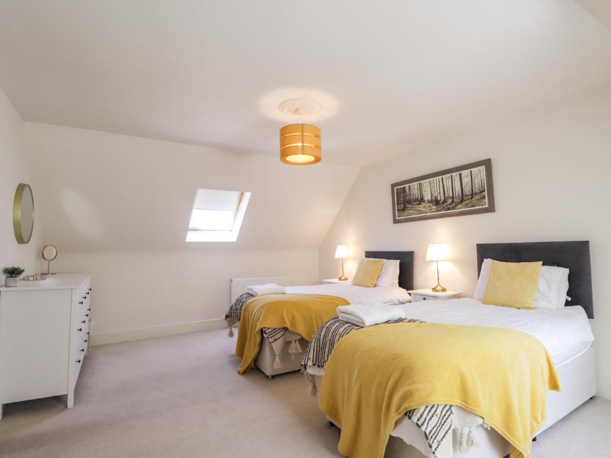 Mary Ann Villa Inverness Ngoại thất bức ảnh